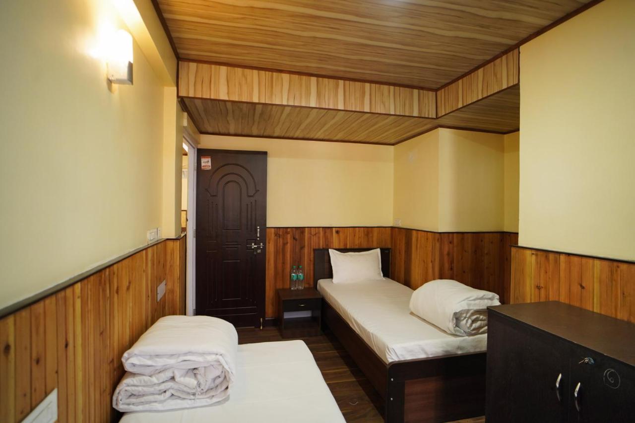 Hotel Hill Queen Near Sherpa Gumba Darjeeling Mall 5 Min Couple Friendly Exterior photo